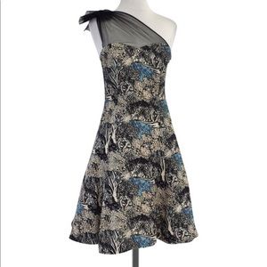 Beautiful printed Plenty by Tracey Reese